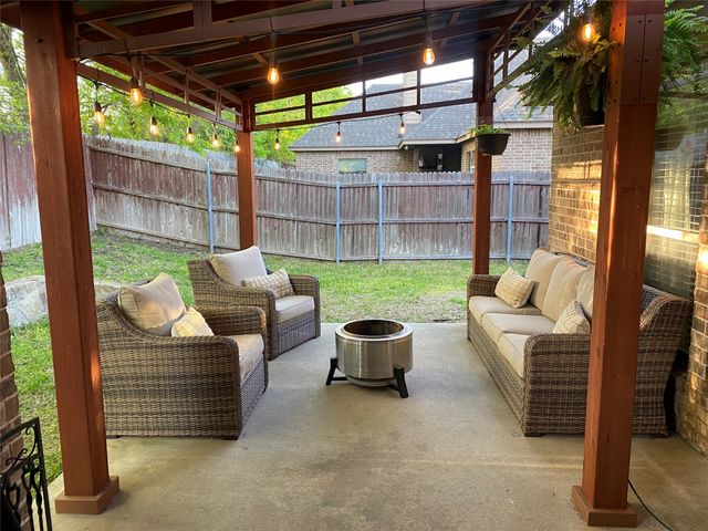 113 Chateau Drive, Aledo, TX 76008