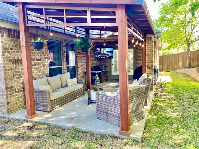 113 Chateau Drive, Aledo, TX 76008