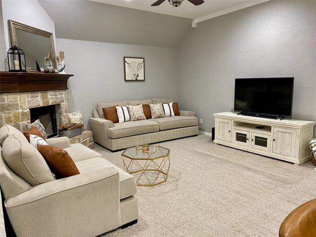 113 Chateau Drive, Aledo, TX 76008