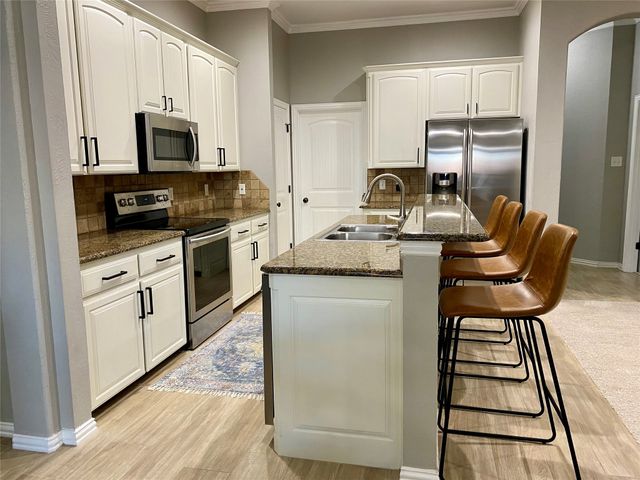 113 Chateau Drive, Aledo, TX 76008