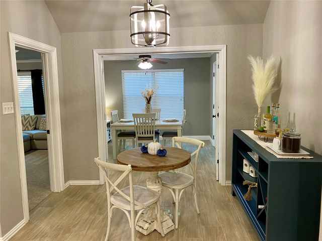 113 Chateau Drive, Aledo, TX 76008