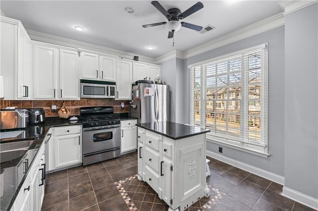 3907 High Dove Way, Smyrna, GA 30082