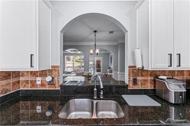 3907 High Dove Way, Smyrna, GA 30082