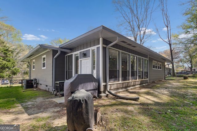 948 Creekdale Drive, Clarkston, GA 30021