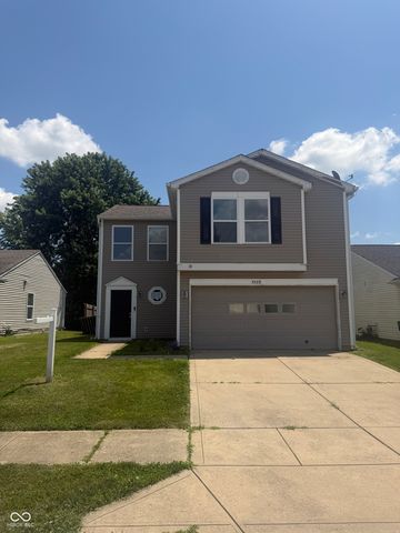 2525 Summerwood Lane, Greenwood, IN 46143