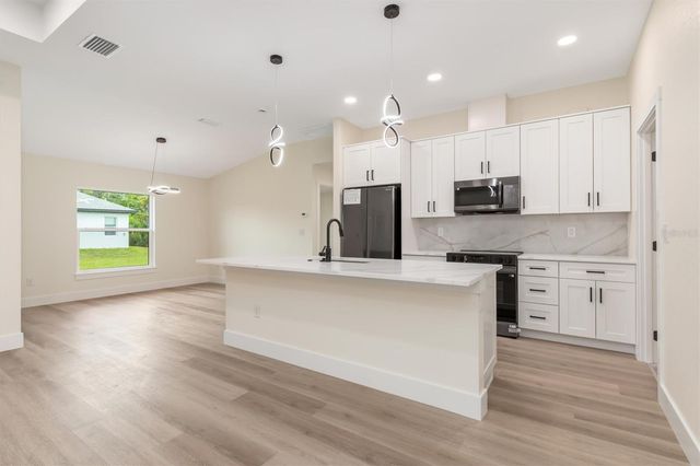15466 DEMAS AVENUE, Port Charlotte, FL 33954