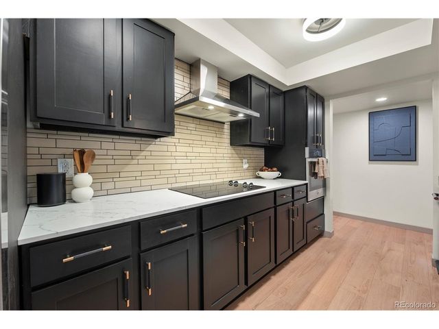 7000 E Quincy Ave A-301, Denver, CO 80237