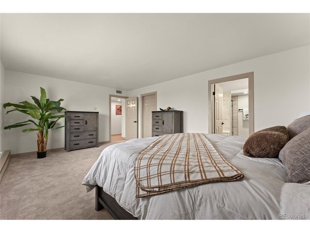 7000 E Quincy Ave A-301, Denver, CO 80237