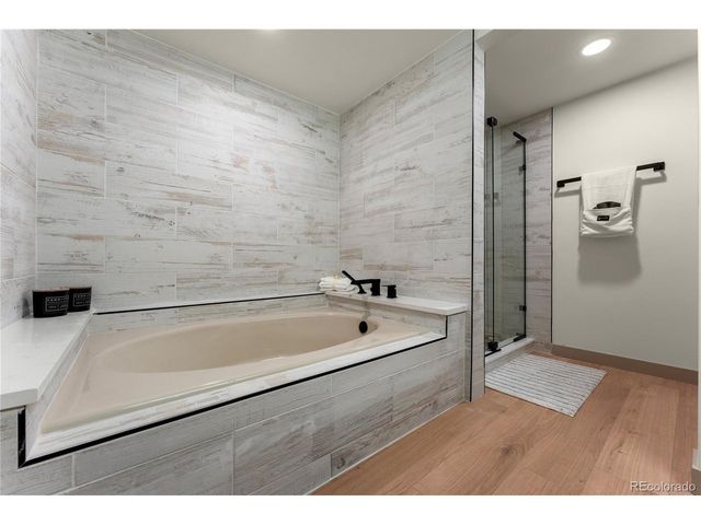 7000 E Quincy Ave A-301, Denver, CO 80237
