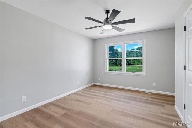 7040 Highway Yy, Washington, MO 63090