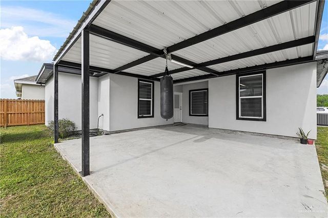5933 N Luz Del Sol Street, Edinburg, TX 78542