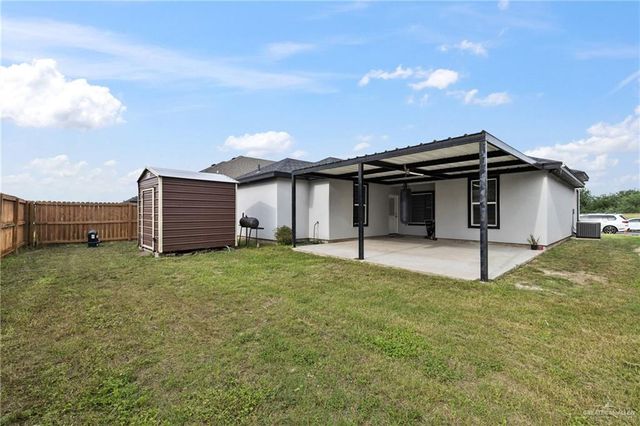 5933 N Luz Del Sol Street, Edinburg, TX 78542