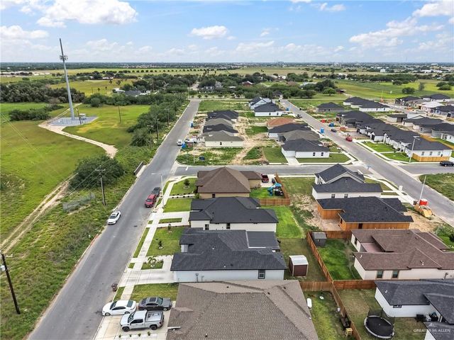 5933 N Luz Del Sol Street, Edinburg, TX 78542