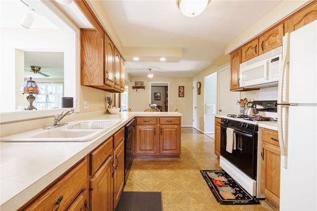 1250 La Baron Circle, Webster, NY 14580