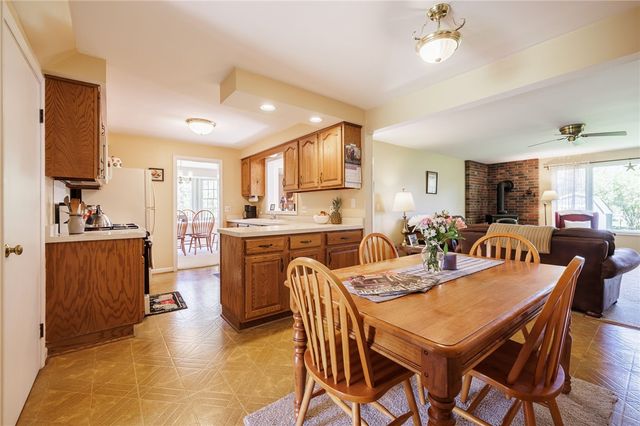 1250 La Baron Circle, Webster, NY 14580