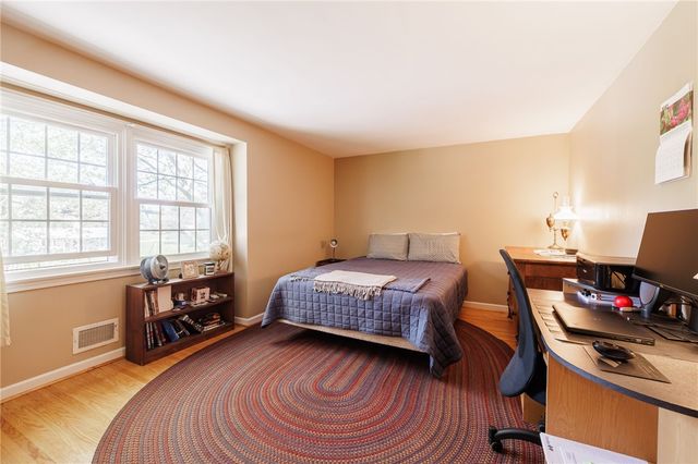 1250 La Baron Circle, Webster, NY 14580