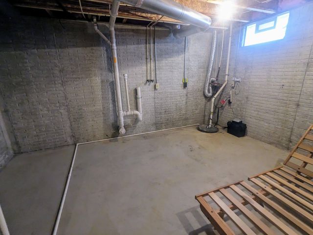 498 E Kossuth Street, Columbus, OH 43206