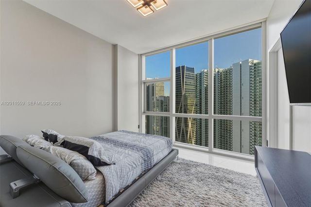 851 NE 1st Ave 4303, Miami, FL 33132