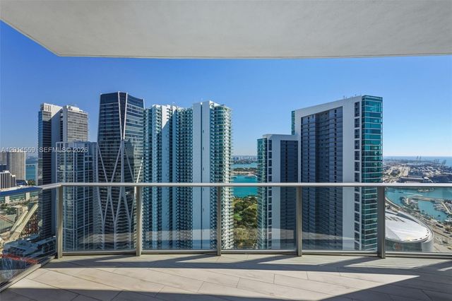 851 NE 1st Ave 4303, Miami, FL 33132