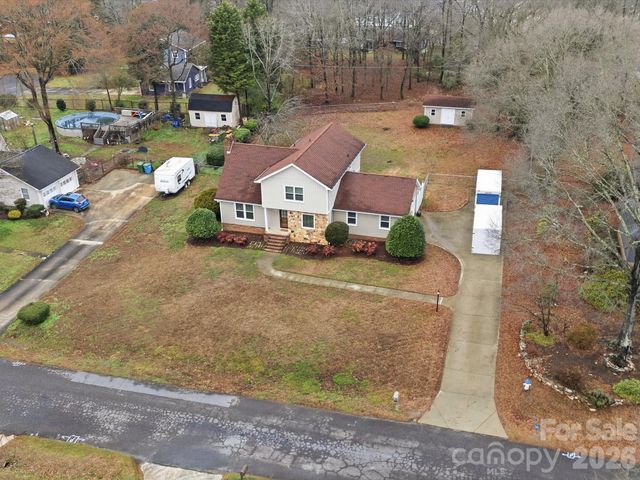 107 Friendfield Drive, Fort Mill, SC 29715