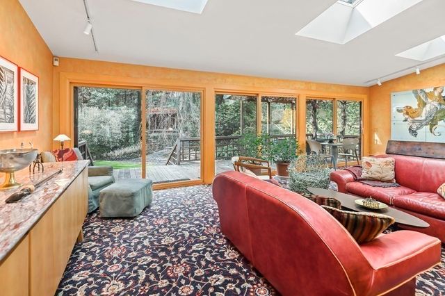 38 Cumberland Avenue, Brookline, MA 02445