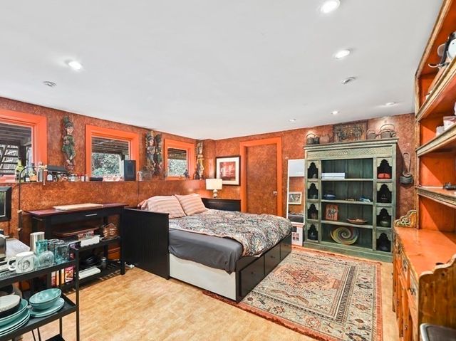 38 Cumberland Avenue, Brookline, MA 02445