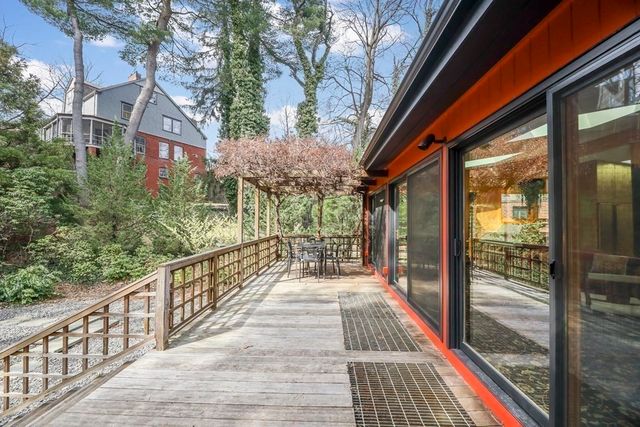 38 Cumberland Avenue, Brookline, MA 02445