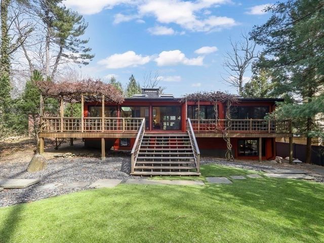 38 Cumberland Avenue, Brookline, MA 02445