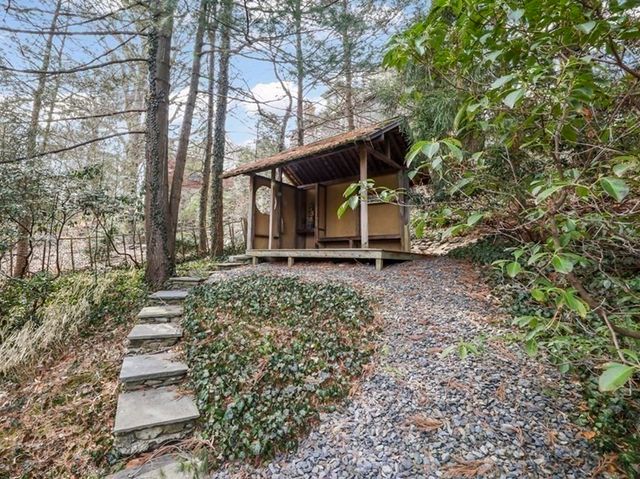 38 Cumberland Avenue, Brookline, MA 02445