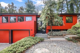 38 Cumberland Avenue, Brookline, MA 02445