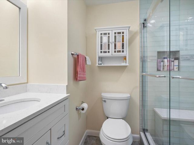 15058 HOLLEYSIDE DR, Dumfries, VA 22025