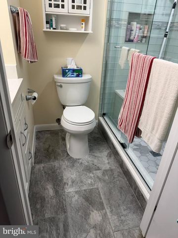 15058 HOLLEYSIDE DR, Dumfries, VA 22025