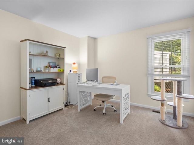15058 HOLLEYSIDE DR, Dumfries, VA 22025