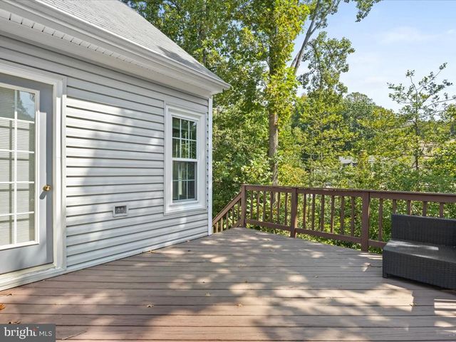 15058 HOLLEYSIDE DR, Dumfries, VA 22025