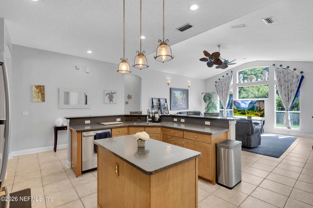 198 PARKSIDE Drive, St. Augustine, FL 32095
