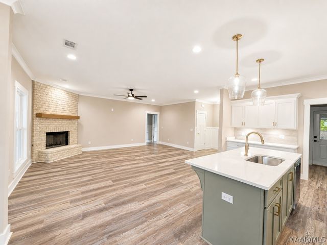 153 Trotter's View Road, Deatsville, AL 36022