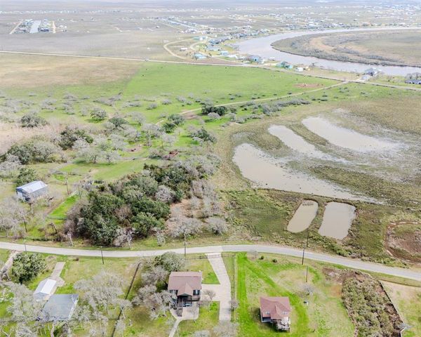 1E - 5E County Road 206 Drive, Sargent, TX 77414