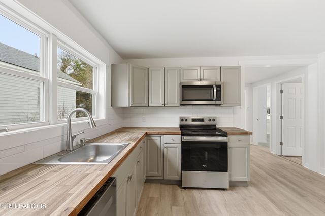 922 Minnesota Ave, Knoxville, TN 37921