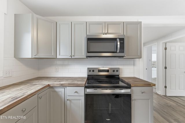 922 Minnesota Ave, Knoxville, TN 37921