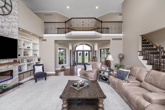 68223 Hillside Lane, Washington Twp, MI 48095