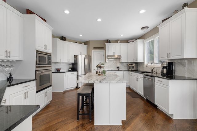 68223 Hillside Lane, Washington Twp, MI 48095