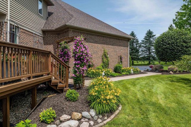 68223 Hillside Lane, Washington Twp, MI 48095
