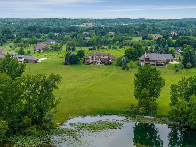 68223 Hillside Lane, Washington Twp, MI 48095