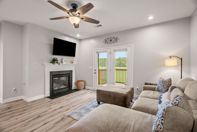 4359 Socata Ct, Cross Plains, TN 37049