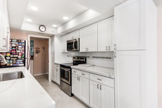 5480 N Ocean Drive A1d, Singer Island, FL 33404