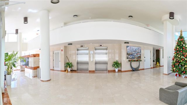 1 CONDOMINIO PLAYA SERENA 604, Carolina, PR 00979