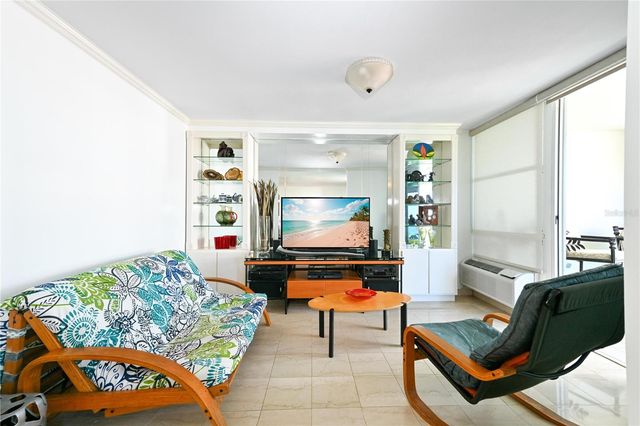 1 CONDOMINIO PLAYA SERENA 604, Carolina, PR 00979