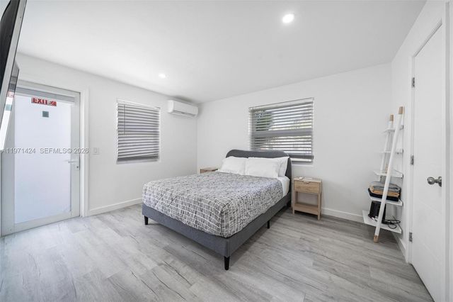 1297 NE 110th Ter, Miami, FL 33161