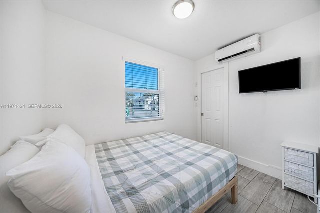 1297 NE 110th Ter, Miami, FL 33161