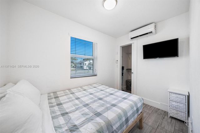 1297 NE 110th Ter, Miami, FL 33161